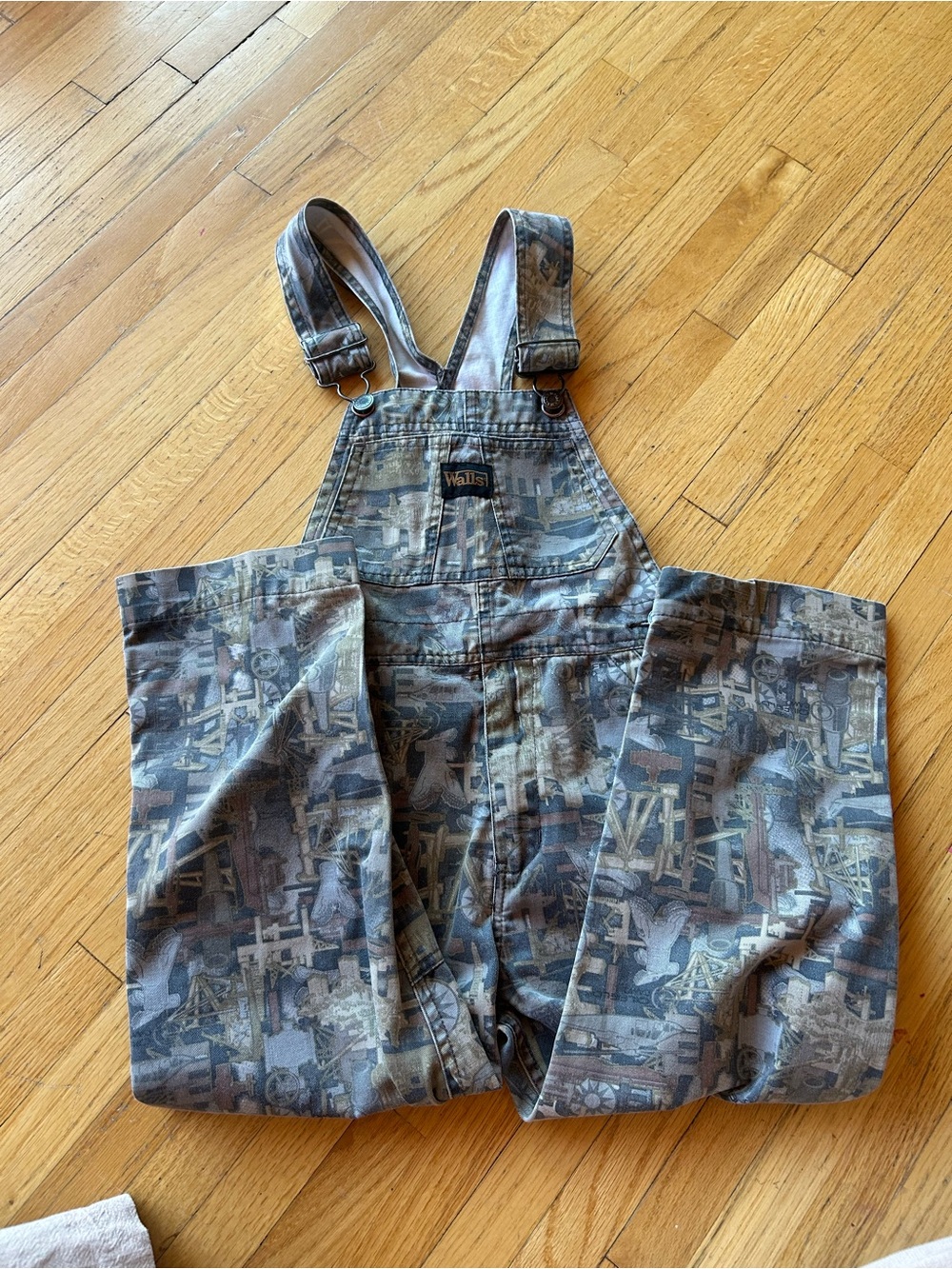 Walls Woodland Camo Bib Overalls in Green and Brown